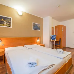 Hotel Easy Star