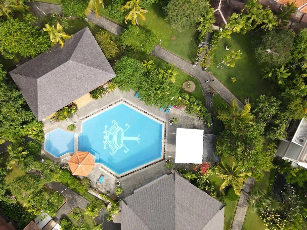Palm Beach Hotel Bali Kuta Lombok 3*,