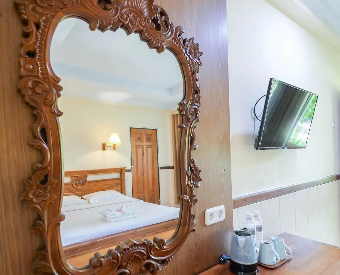 Palm Beach Hotel Bali Kuta Lombok Indonesien