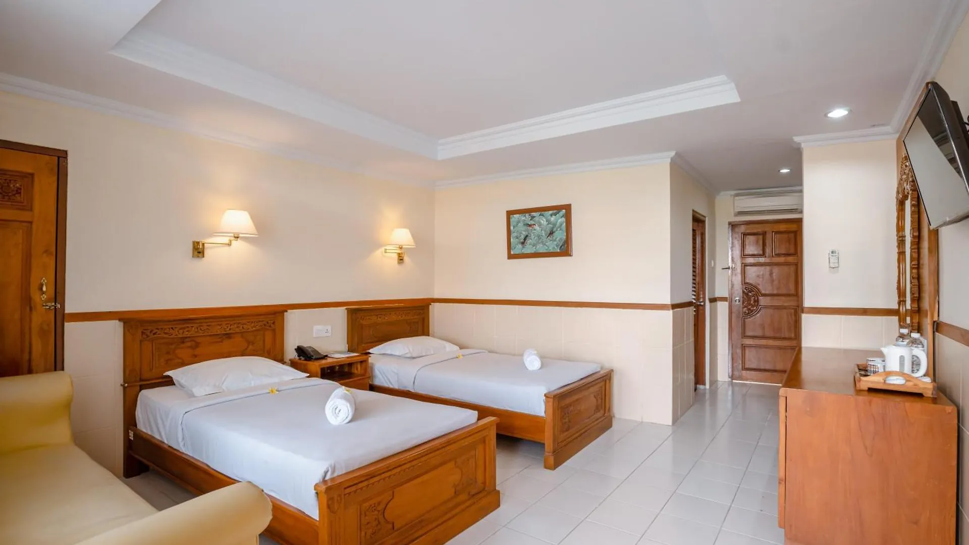 Palm Beach Hotel Bali Kuta Lombok Indonesien